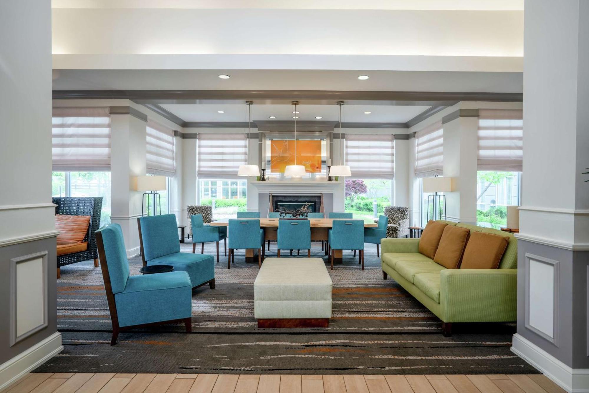 Hilton Garden Inn Louisville East מראה חיצוני תמונה