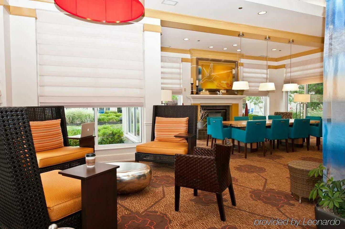 Hilton Garden Inn Louisville East מראה חיצוני תמונה